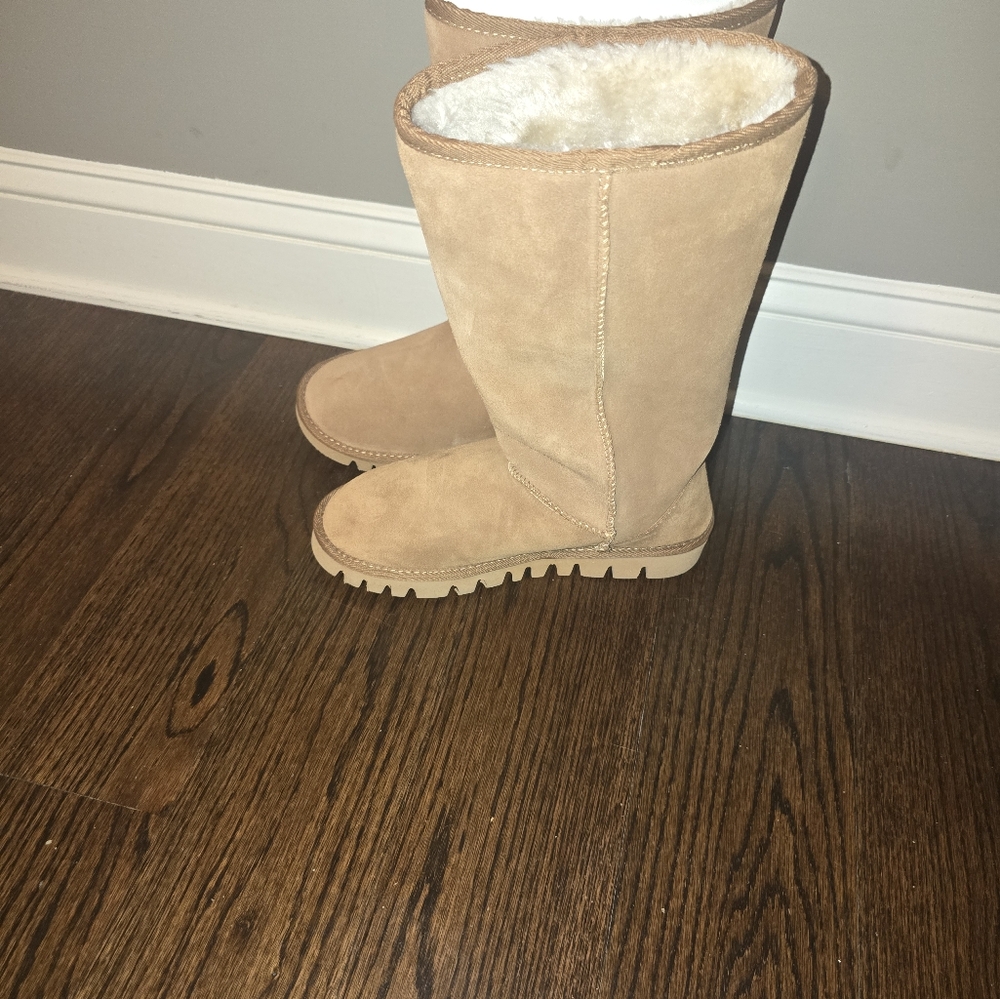 NEST FOOTWEAR Denali Suede Pull-On Boot/ - Picture 4 of 8